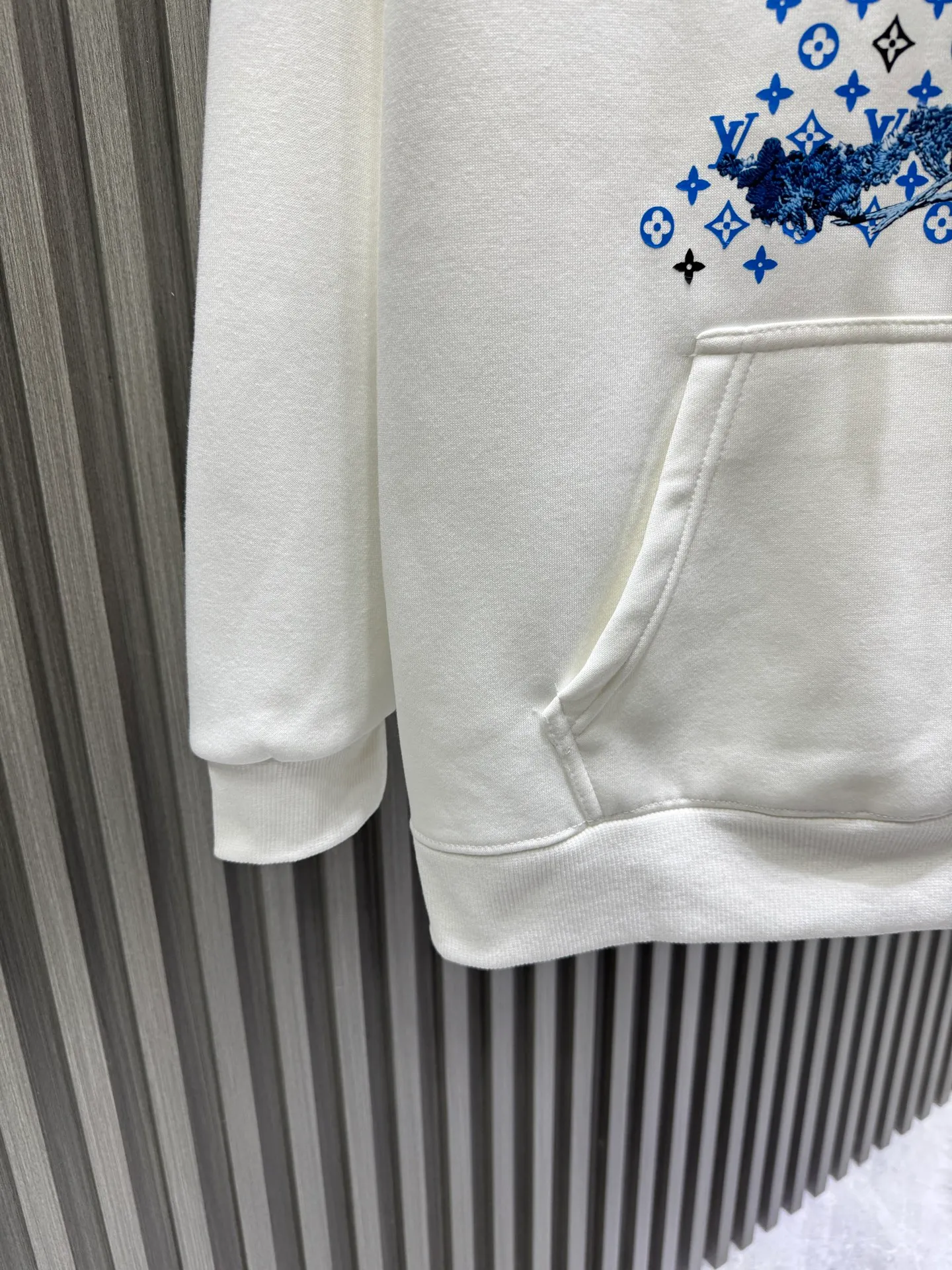🅿️280 white